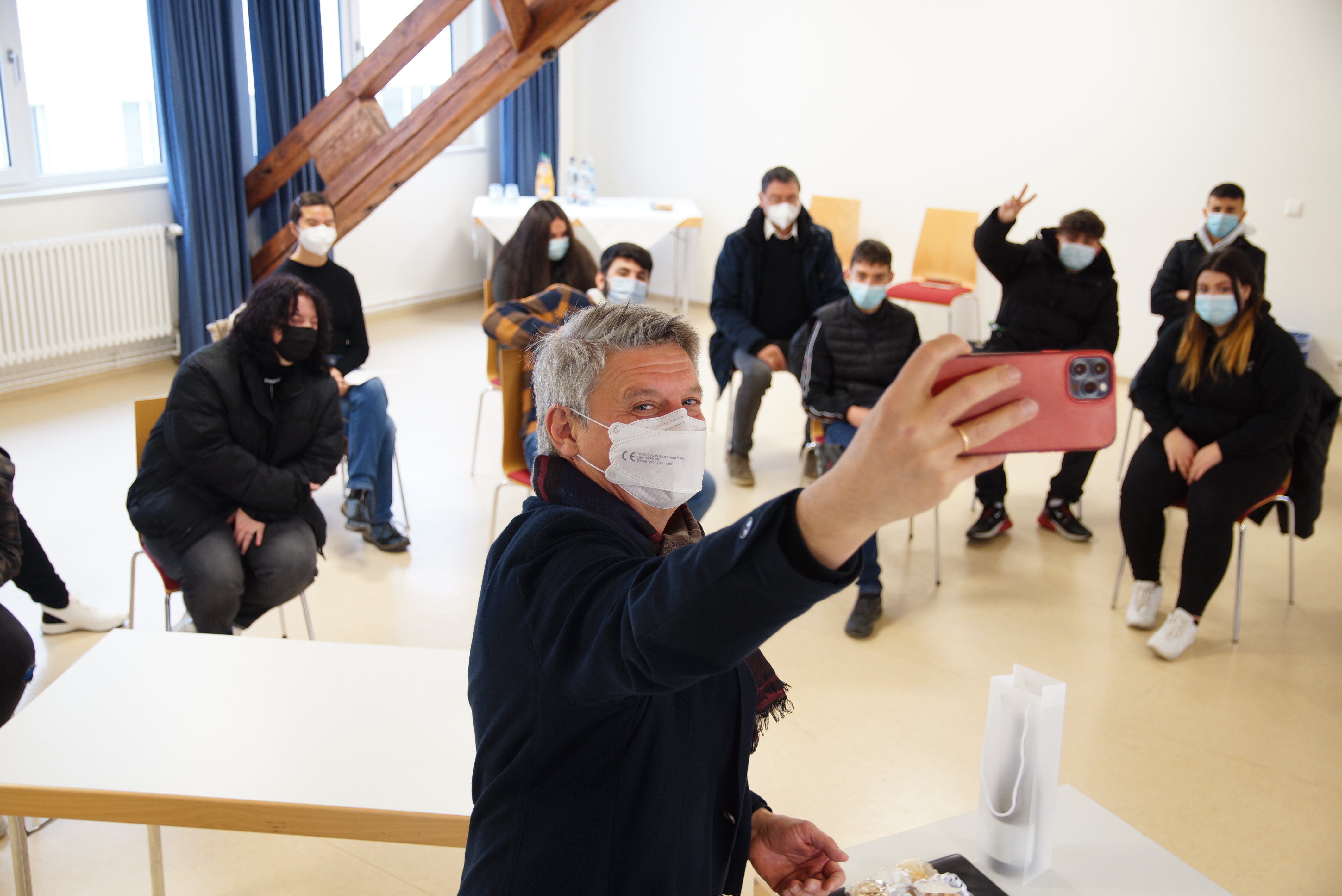 Herr Rivoir MdL beim obligatorischen Abschlussselfie